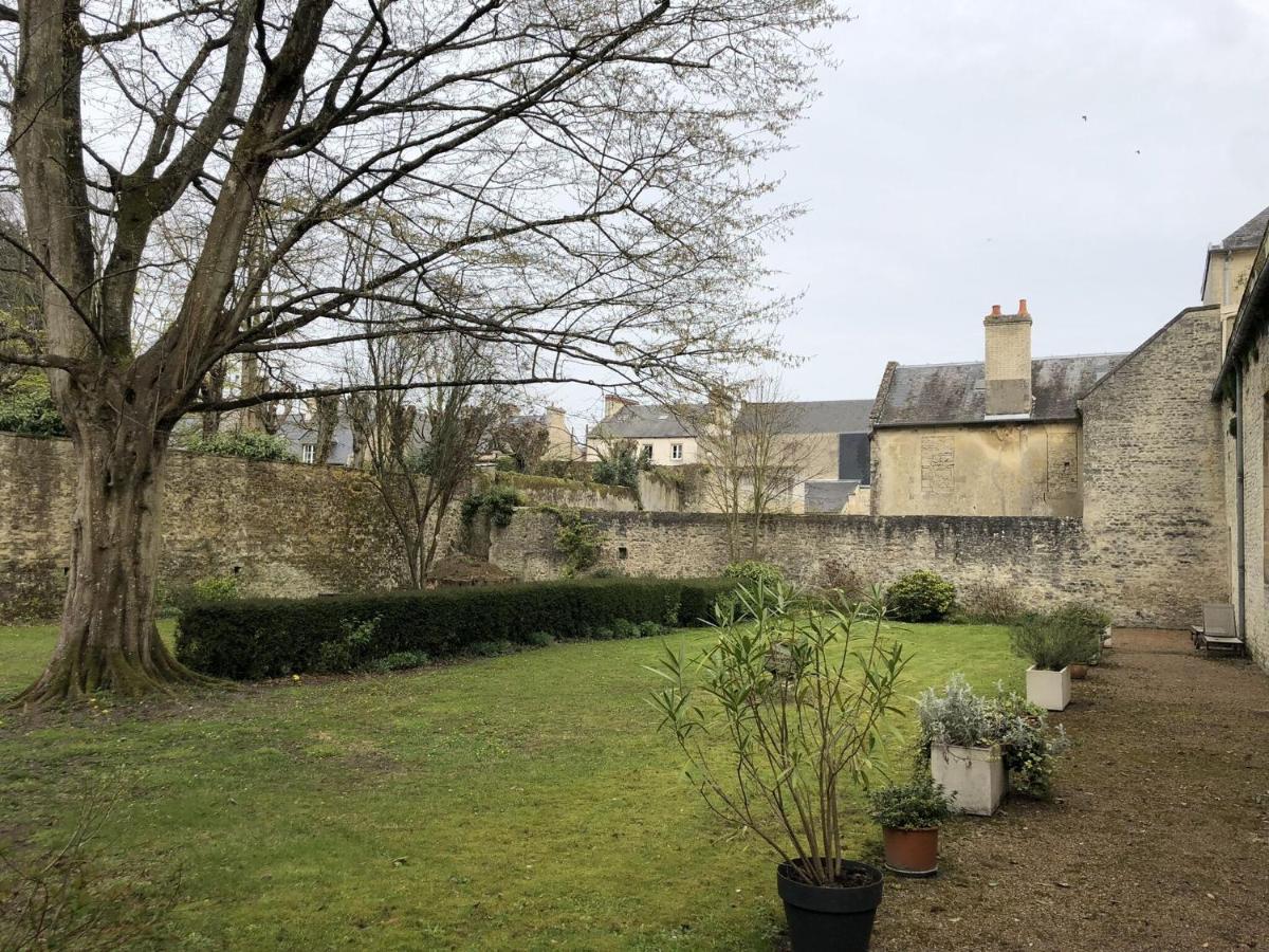 Heritage Apartment In Bayeux Near Museum Of Art Eksteriør bilde
